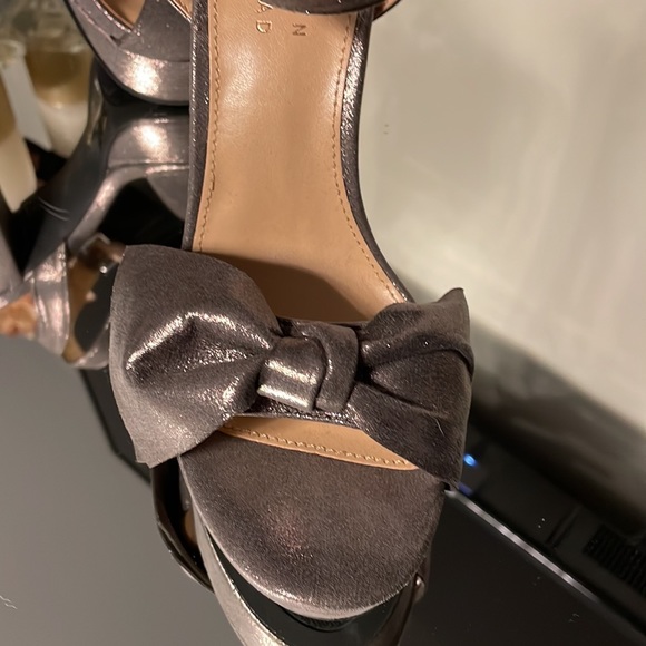**SOLD ON MERCARI**Lauren Conrad NWOT Azalea metallic bow tie chunky heels - Picture 7 of 7